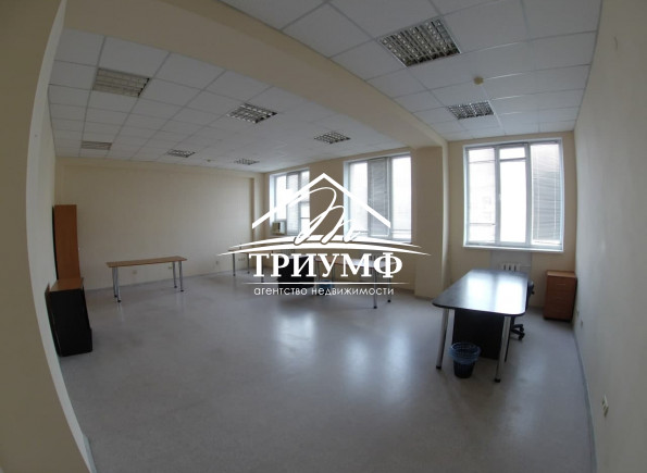 Без комиссии! Сдаётся в аренду офисное помещение на Петренко!