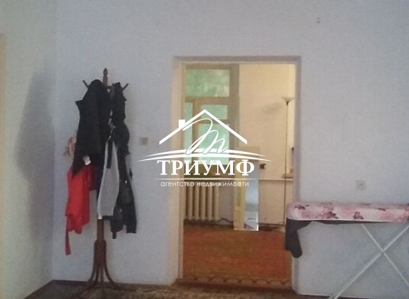 Добротный дом в Антоновке.