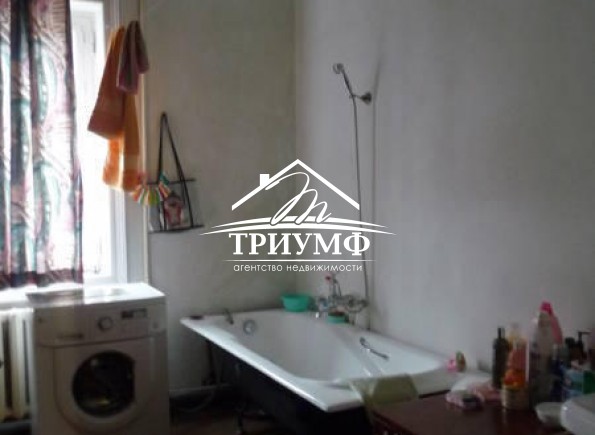 АН «Триумф» предлагает к продаже 3-хкомнатный дом в хорошем состоянии!