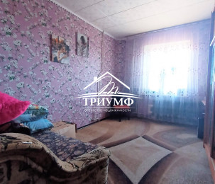 4-х комнатную квартира на Таврическом. ул. 49ГВД