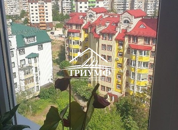 4 Таврическом, дом МЖК. Двухкомнатная с прекрасным видом!!