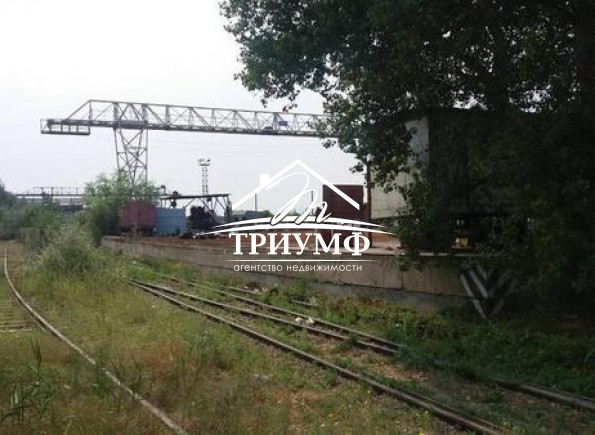 Площадка под перегрузку и порезку металла