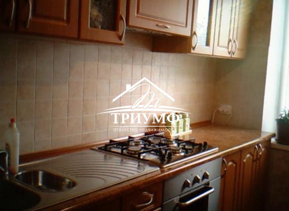 Продам теплый дом на улице Циолковского, район  Института усовершенствования учителей