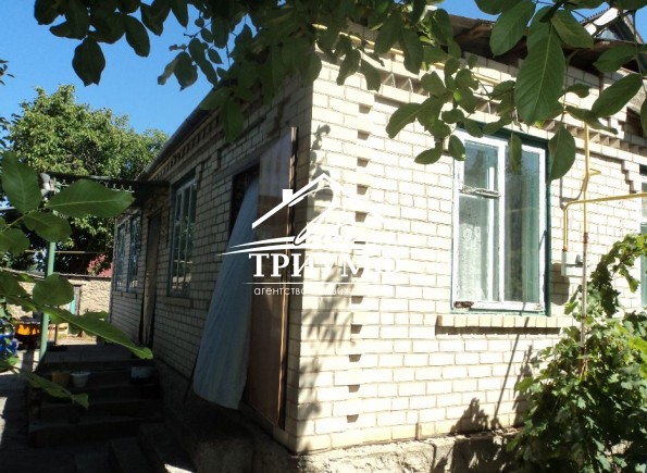 Продается дом в Зеленовке