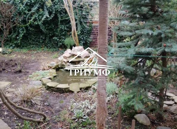 Шикарный дом в Центре Мельниц!