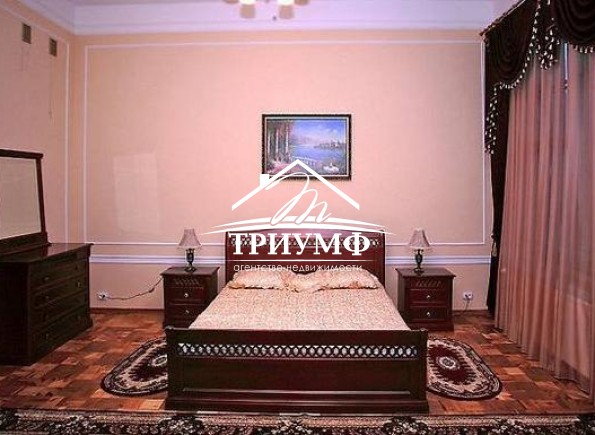 Готовый бизнес. Гостиный двор по улице Ломоносова!