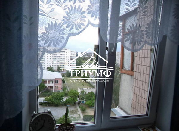 На Острове по улице Дорофеева продается 3-хкомнатная уютная квартира с ремонтом