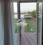 Просторная дача с личным берегом