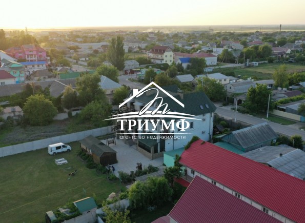 Красивый дом в центре Железного Порта лощадью 600 кв.м.