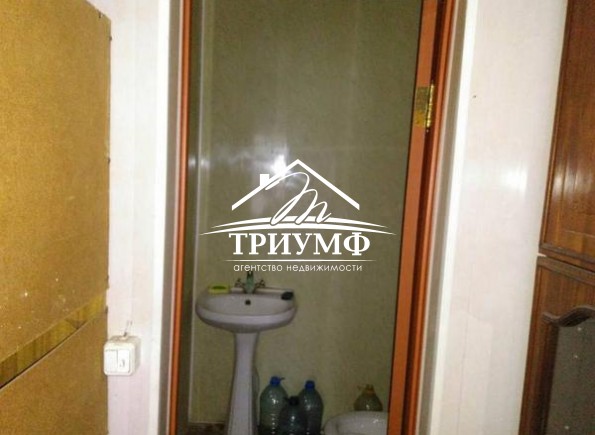 Отличный вариант под бизнес в Центре со своим двором!
