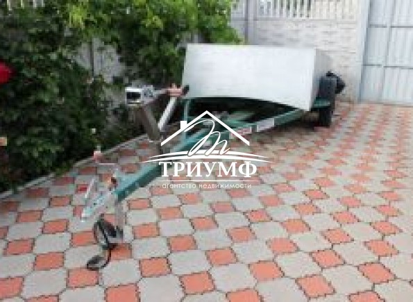 2-этажный дом возле воды