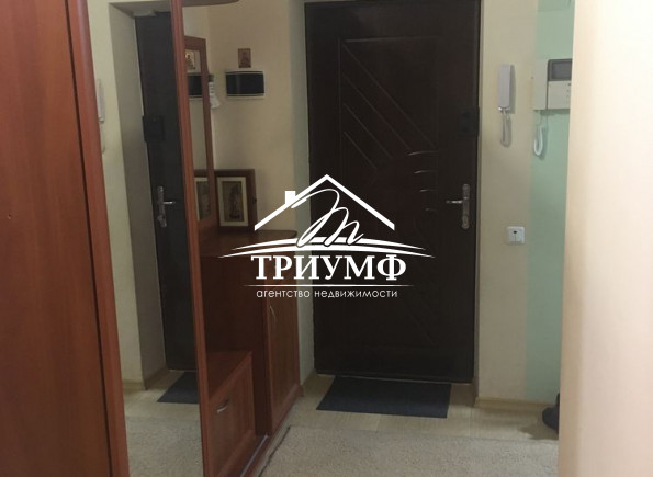 Квартира с качественным ремонтом на Таврическом