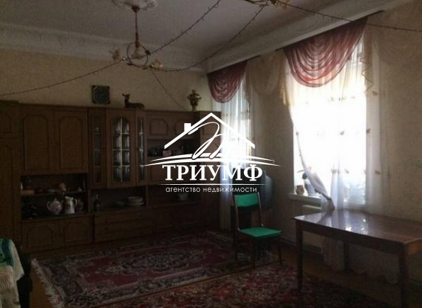 Дом в районе Корабельной площади!