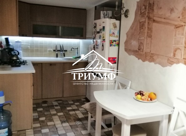 Дом с классным ремонтом на Мельницах!