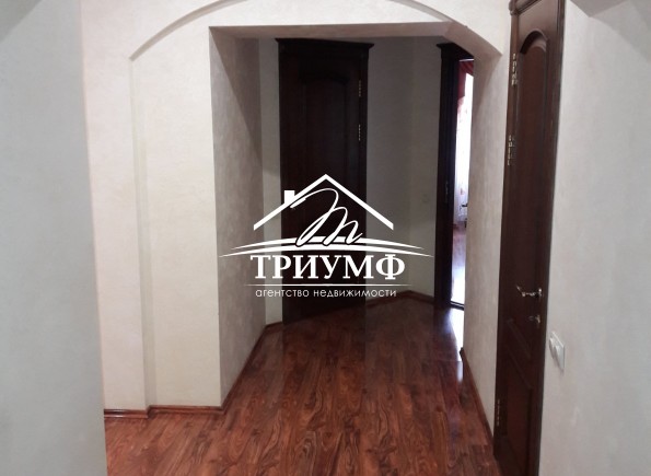 Продается квартира на Таврическом с евроремонтом 120кв.м.