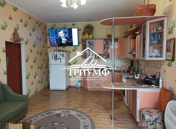 Качественный добротный дом в Зеленовке!