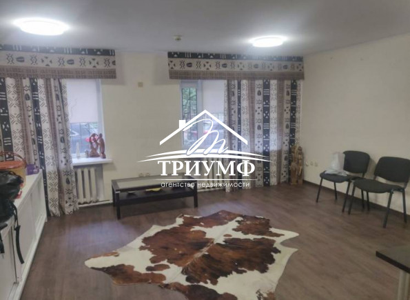 Офисное помещение100кв.м., в самом центре города. Район пл. Свободы.