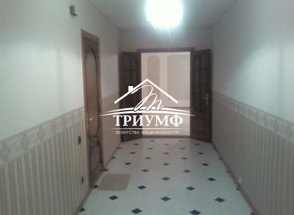 Продам 3-х комнатную квартиру на IV Таврическом