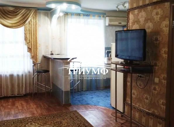 Уютная квартира студия на Московкой. Центр.