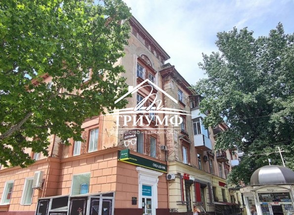 2-комнатная сталинка с автономкой, Ушакова/Суворова!