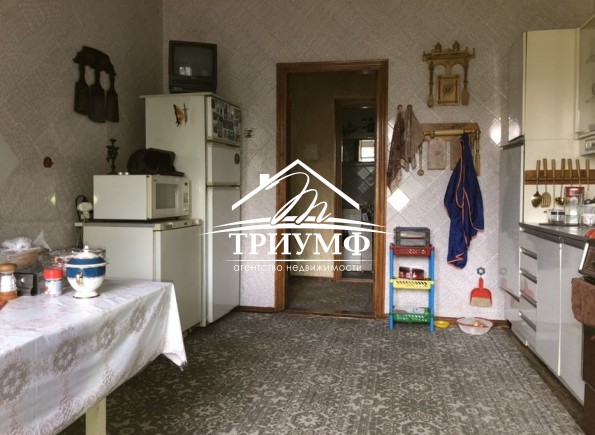 Продается большой дом 3 этажа на ХБК