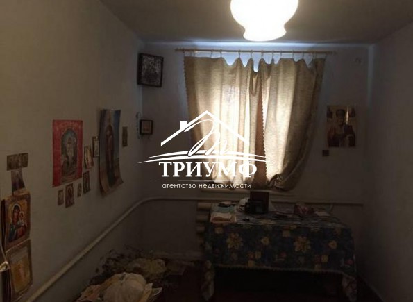 Дом из бута в Зеленовке с двумя заездами