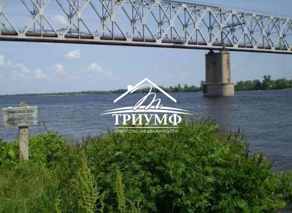 Большой участок с красивым видом на Днепр