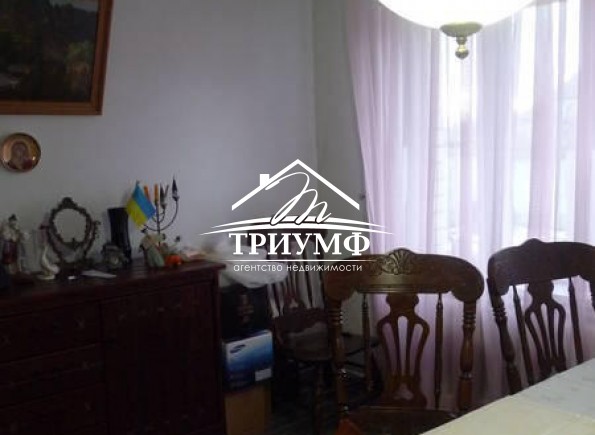 АН «Триумф» предлагает к продаже 3-хкомнатный дом в хорошем состоянии!