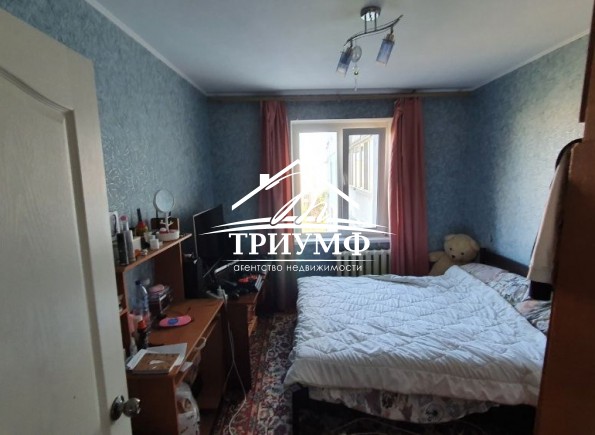 Продается 3-х комнатная квартира на Таврическом.