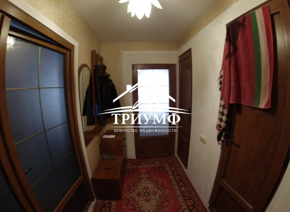 Однокомнатная квартира на Таврическом.