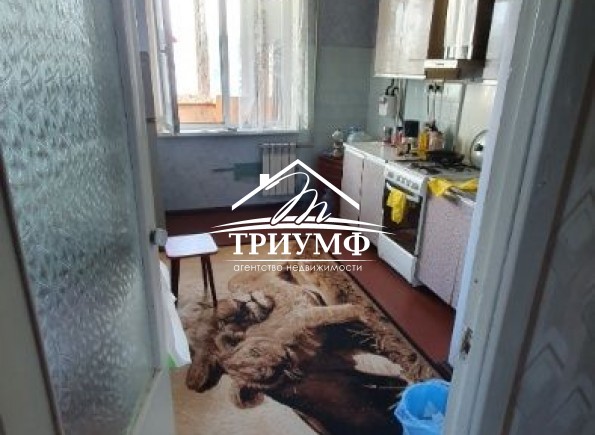 Продается 3-х комнатная квартира на Таврическом.