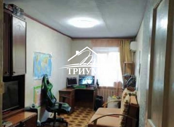 Двухкомнатная в Центре по отличной цене!!