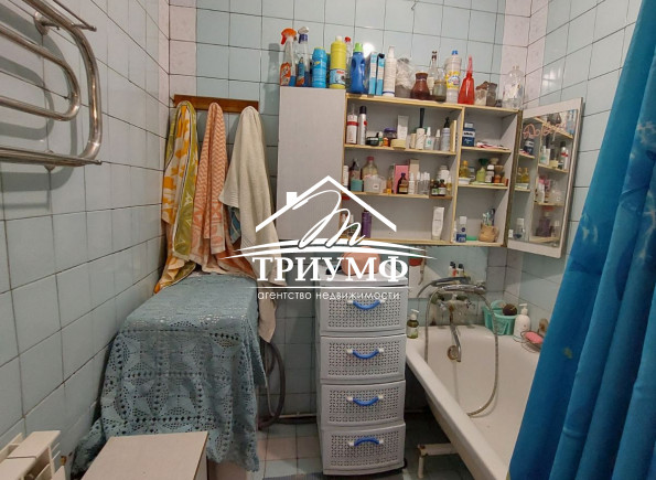 Продается  дом в центре Херсона по улице Ленина