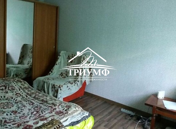 Продается дом с видом на Днепр.