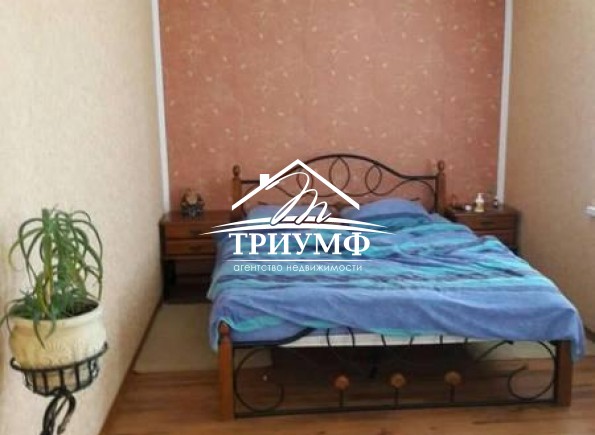90 кв.м. на ХБК, кирпичный дом! Продажа с мебелью и техникой!