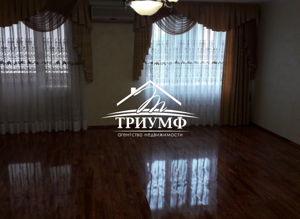 Продается квартира на Таврическом с евроремонтом 120кв.м.