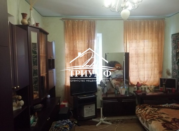 Продается добротный дом на Жилпоселке.