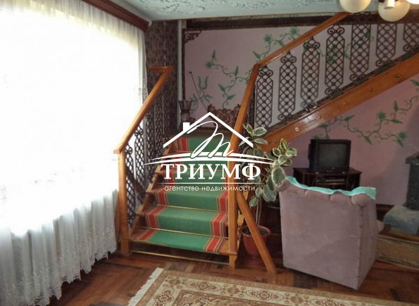 Дом с подсобным хозяйством в Кизомысе!