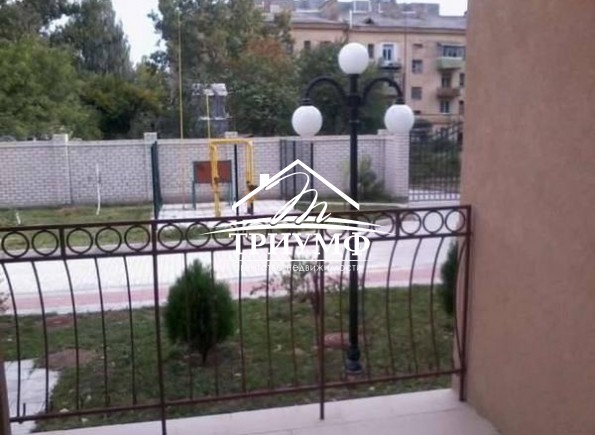 Новая квартира 92 кв.м. с участком в коттеджном городке