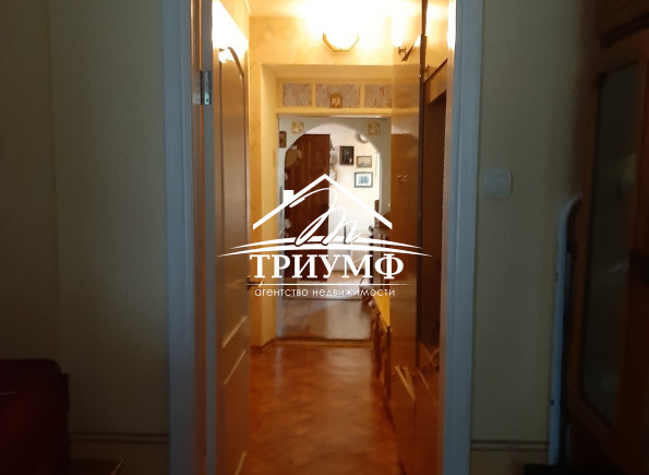 Срочная продажа! Дом в центре города с камином!