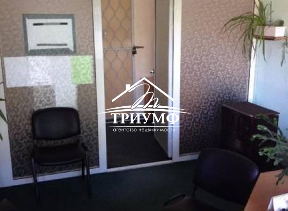 Продам офис с автономным отоплением в Центре!
