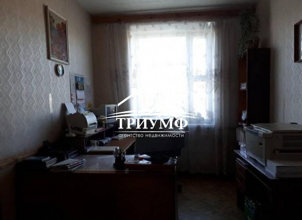 Часть двухэтажного здания на Шуменском в тихом месте!