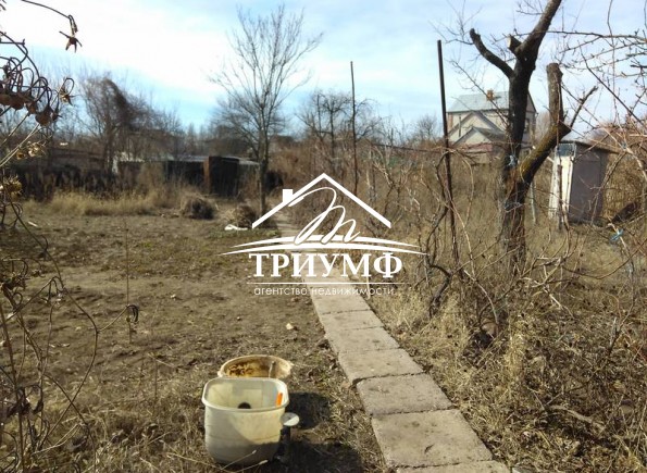 Участок возле Наири