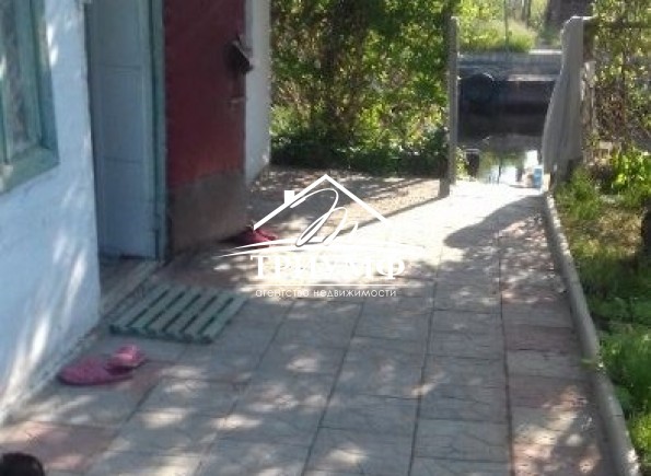 Дача с выходом на речку, Наири