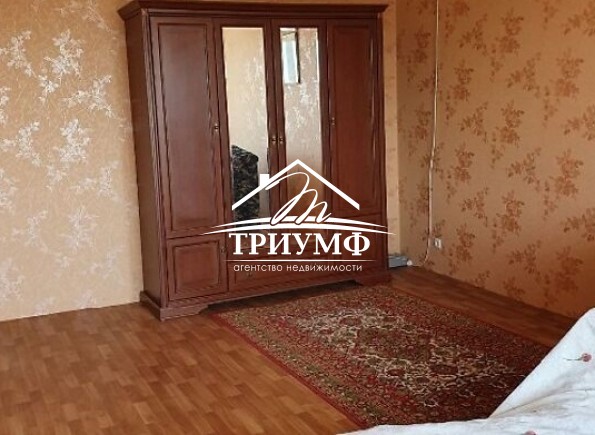 Добротный 2-этажный дом в районе ХБК