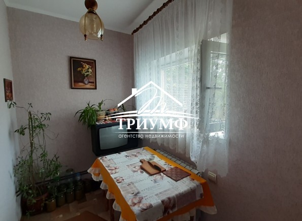 2к квартира 62 кв.м. - как часть дома в Центре по улице Суворова!
