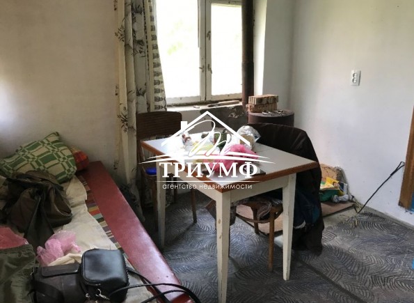 Дача с выходом на речку и озеро.