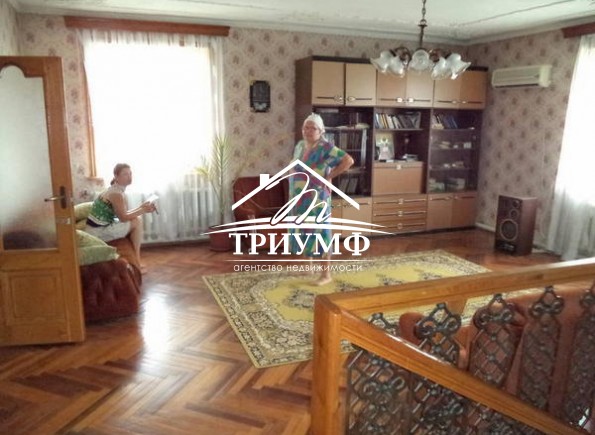 Дом с подсобным хозяйством в Кизомысе!