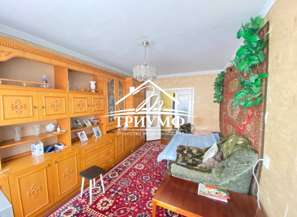 Продам 3-комнатную квартиру на Таврическом!
