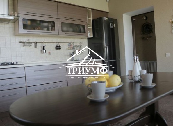 Продам дом со своим причалом в с. Рыбальче